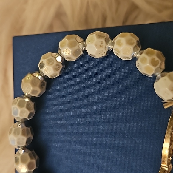 Set of 2 Bracelets - Picture 4 of 6